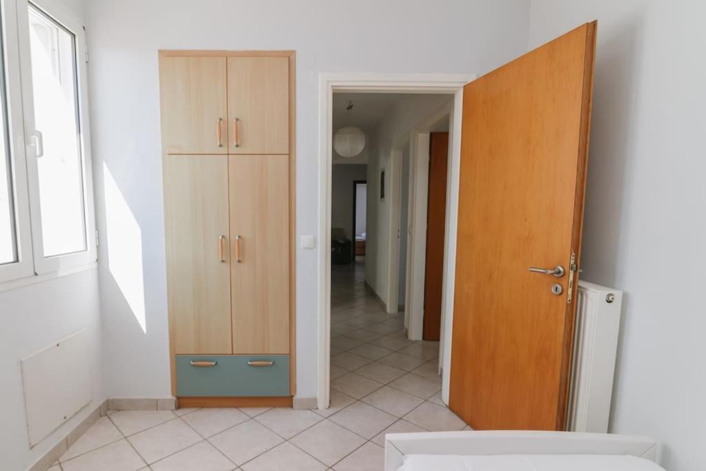 Sunny Apartment For Couples & Friends In Centre Heraklion  Екстер'єр фото