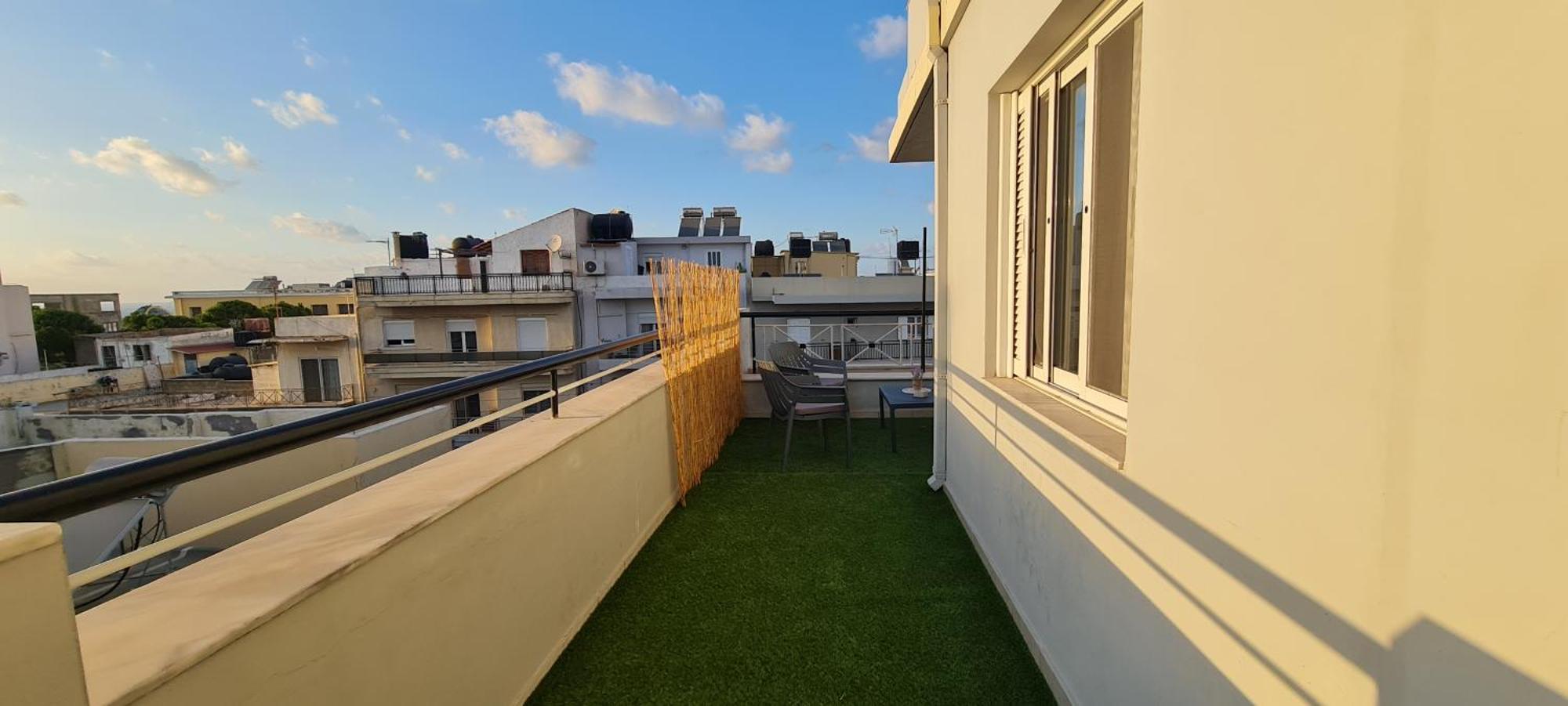 Sunny Apartment For Couples & Friends In Centre Heraklion  Екстер'єр фото