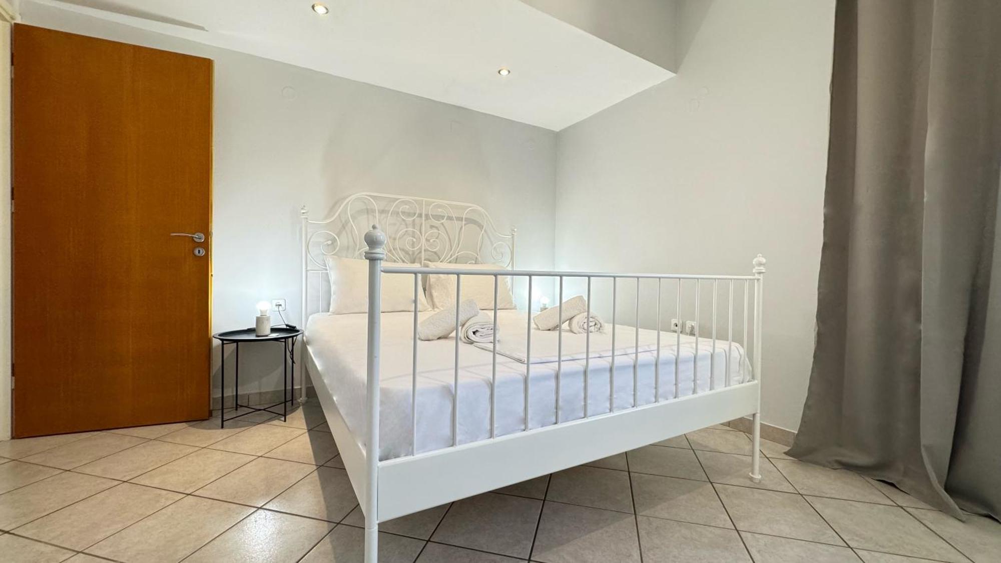 Sunny Apartment For Couples & Friends In Centre Heraklion  Екстер'єр фото